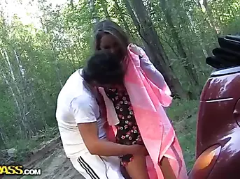 Teens sex in the car on a picnic