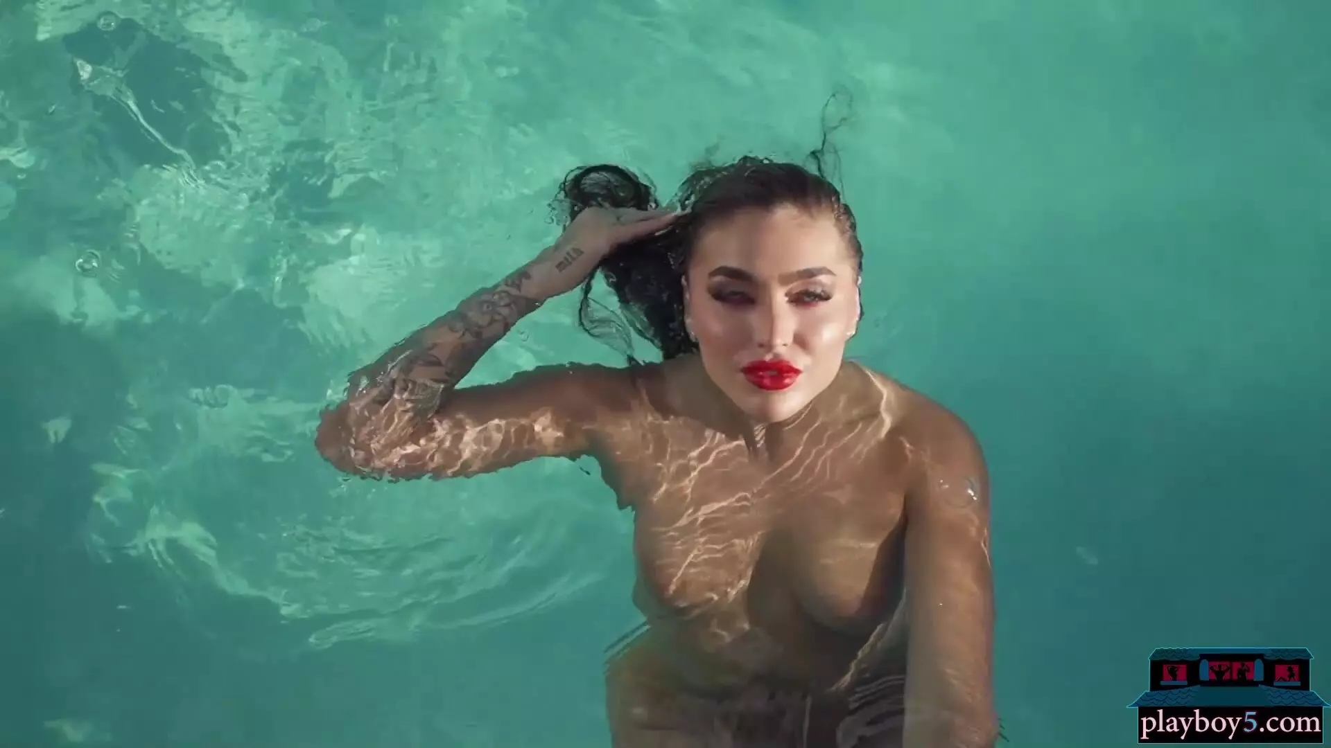 Gorgeous brunette MILF babe Emjay Rinaudo solo striptease in the pool -  sleazyneasy.com