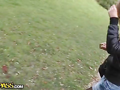 Public blowjob from a beauty