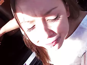 Sexy petite teen Foxy gets into hot dudes car